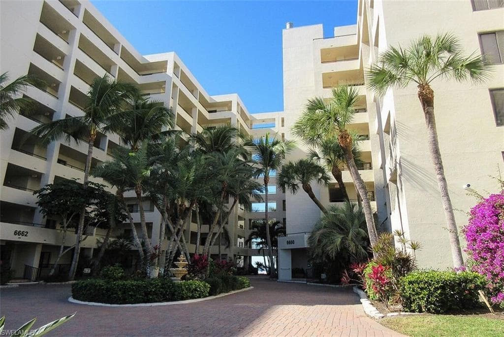 6662 Estero BLVD 508-3