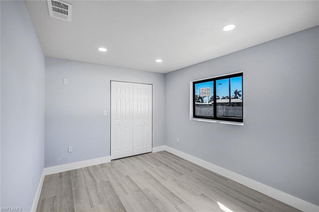 1389 Pine AVE, NORTH FORT MYERS FL 33917-15