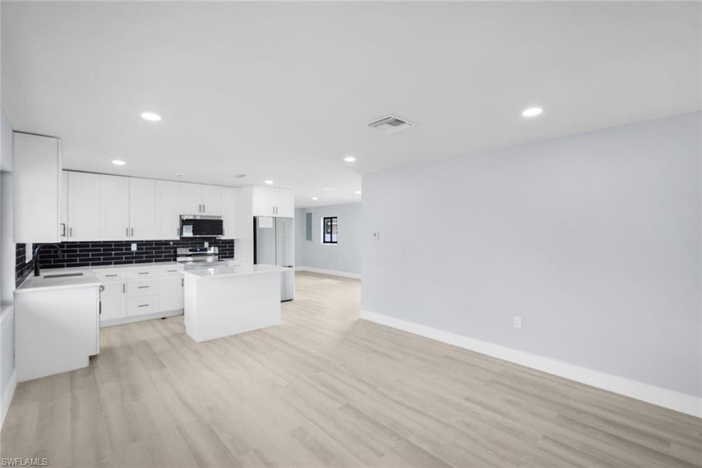 1389 Pine AVE, NORTH FORT MYERS FL 33917-4