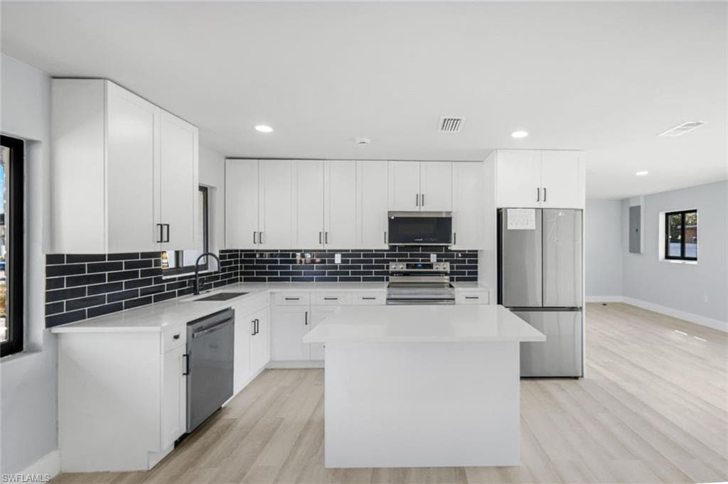 1389 Pine AVE, NORTH FORT MYERS FL 33917-7