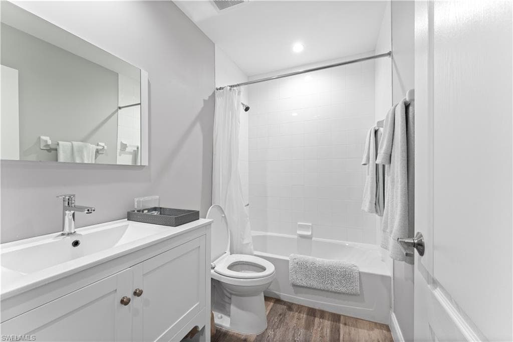 8420 Naples Heritage DR # 1415, NAPLES FL 34112-8