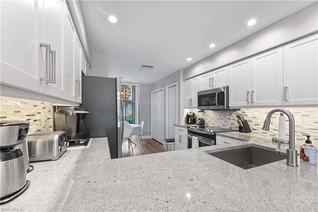 8420 Naples Heritage DR # 1415, NAPLES FL 34112-3