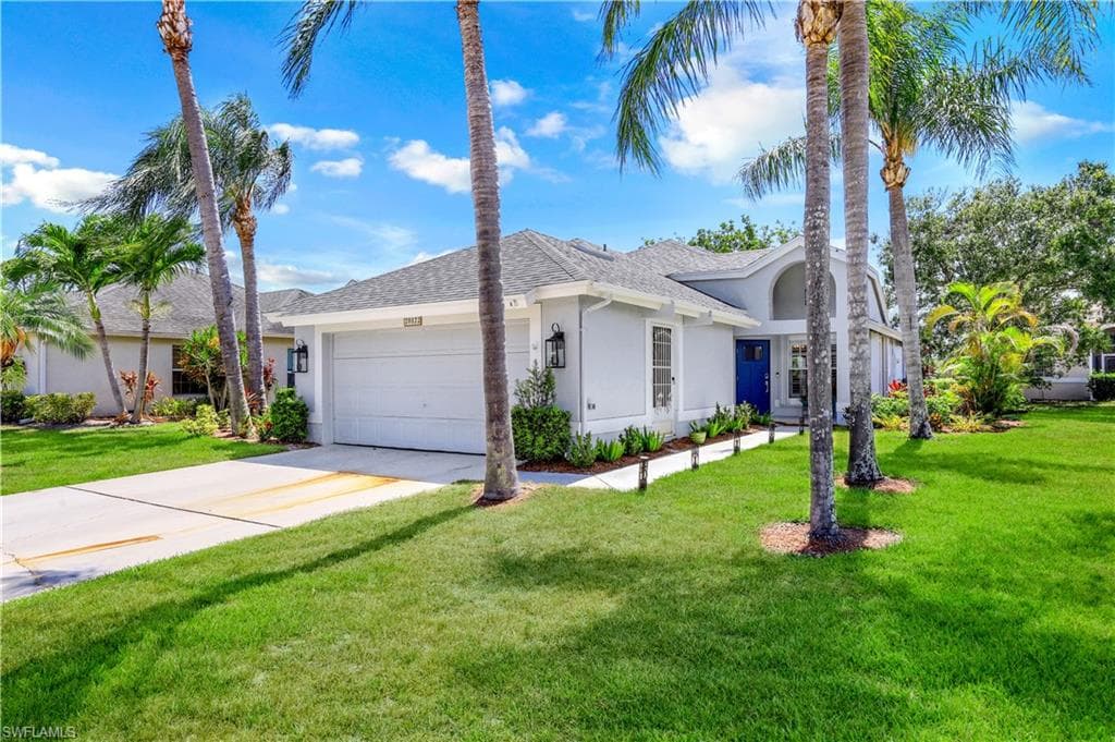 20822 Country Barn DR, ESTERO FL 33928-1