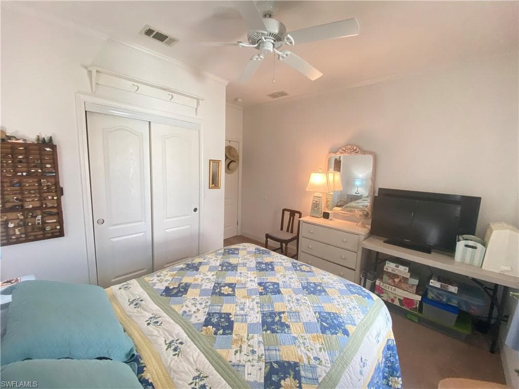 5517 Salem LN, NORTH FORT MYERS FL 33917-9