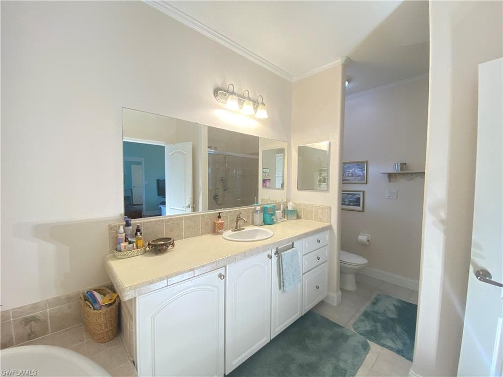 5517 Salem LN, NORTH FORT MYERS FL 33917-10