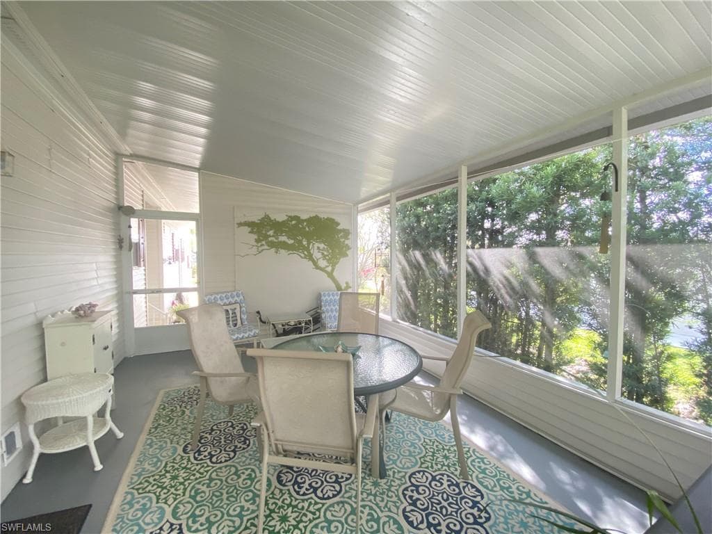 5517 Salem LN, NORTH FORT MYERS FL 33917-23