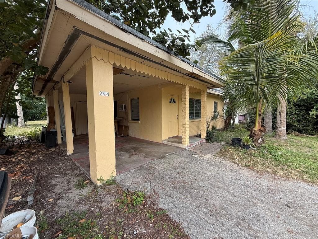 244 Labelle AVE-2