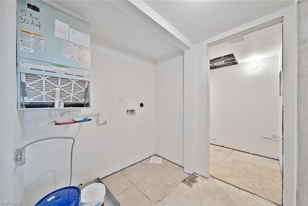 2737 W Gulf DR # 122, SANIBEL FL 33957-22