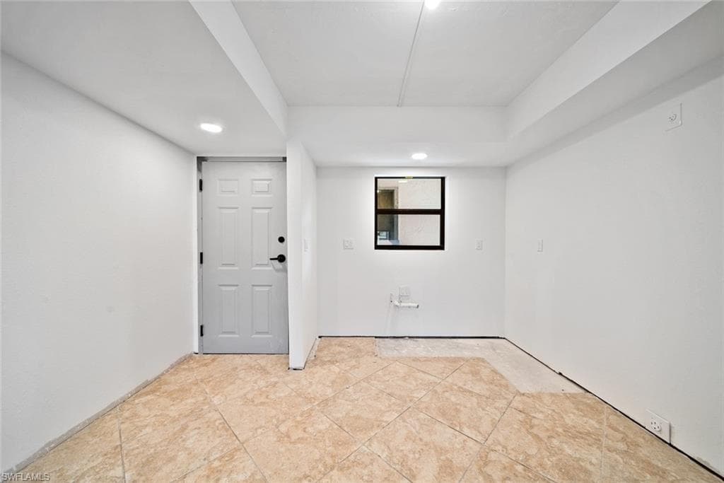 2737 W Gulf DR # 122, SANIBEL FL 33957-18