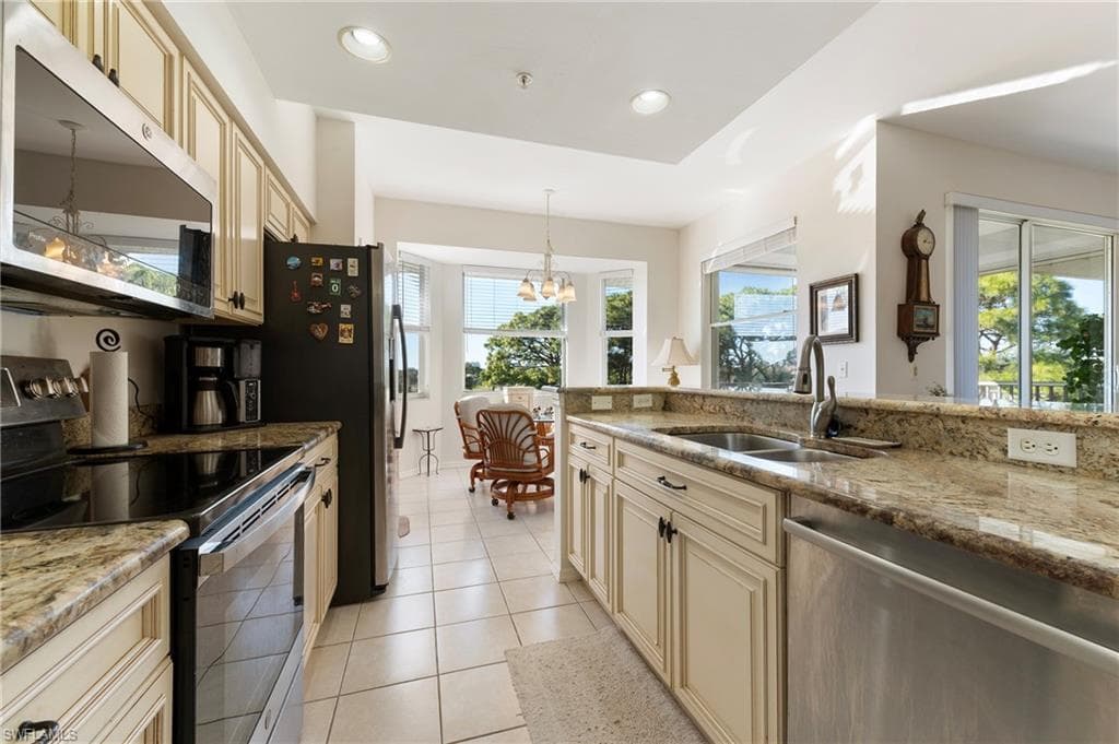 9350 Highland Woods BLVD # 4405, BONITA SPRINGS FL 34135-4