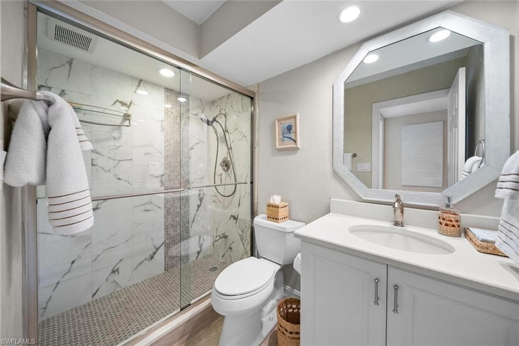 26131 Hickory BLVD # 3D, BONITA SPRINGS FL 34134-47