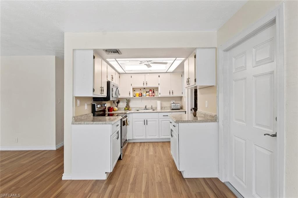 579 13th ST N, NAPLES FL 34102-2