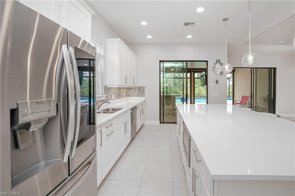 19717 Estero Pointe LN, FORT MYERS FL 33908-16