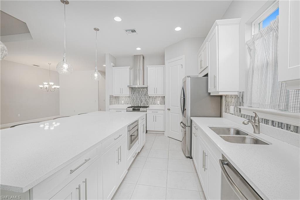 19717 Estero Pointe LN, FORT MYERS FL 33908-15