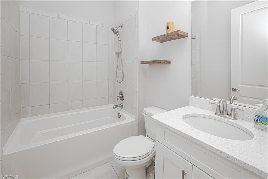 19717 Estero Pointe LN, FORT MYERS FL 33908-35