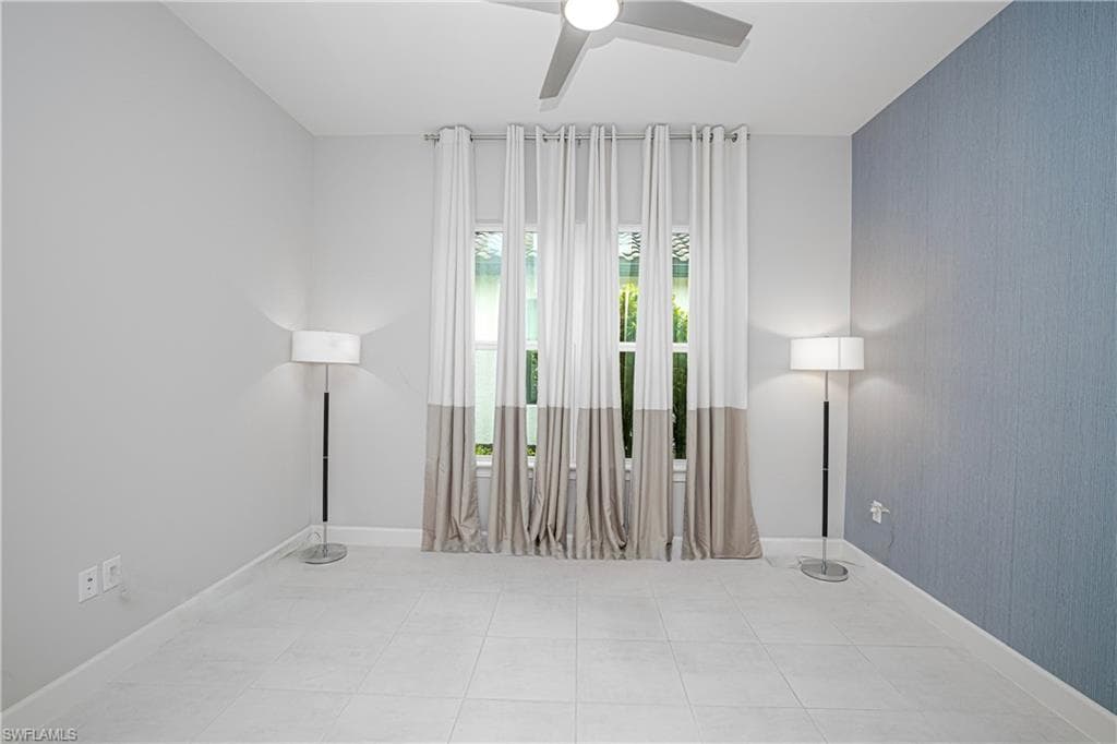 19717 Estero Pointe LN, FORT MYERS FL 33908-33