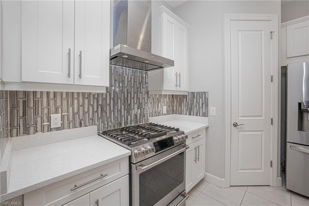 19717 Estero Pointe LN, FORT MYERS FL 33908-17