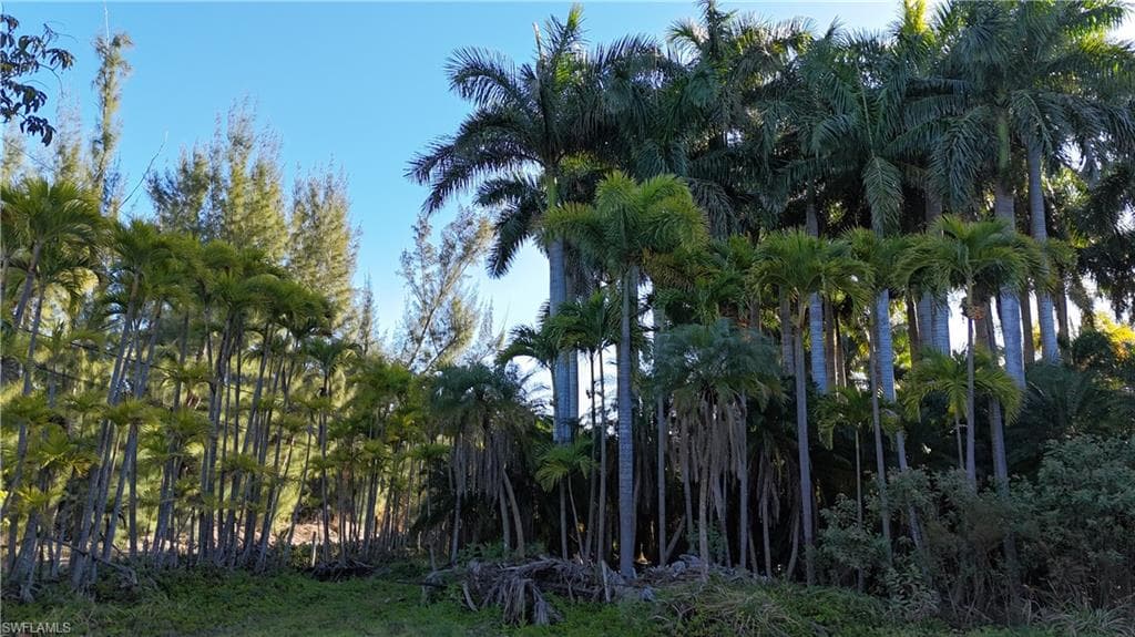 12434 Eagles Nest DR, BOKEELIA FL 33922-42