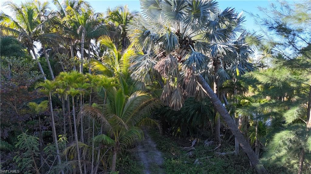 12434 Eagles Nest DR, BOKEELIA FL 33922-24