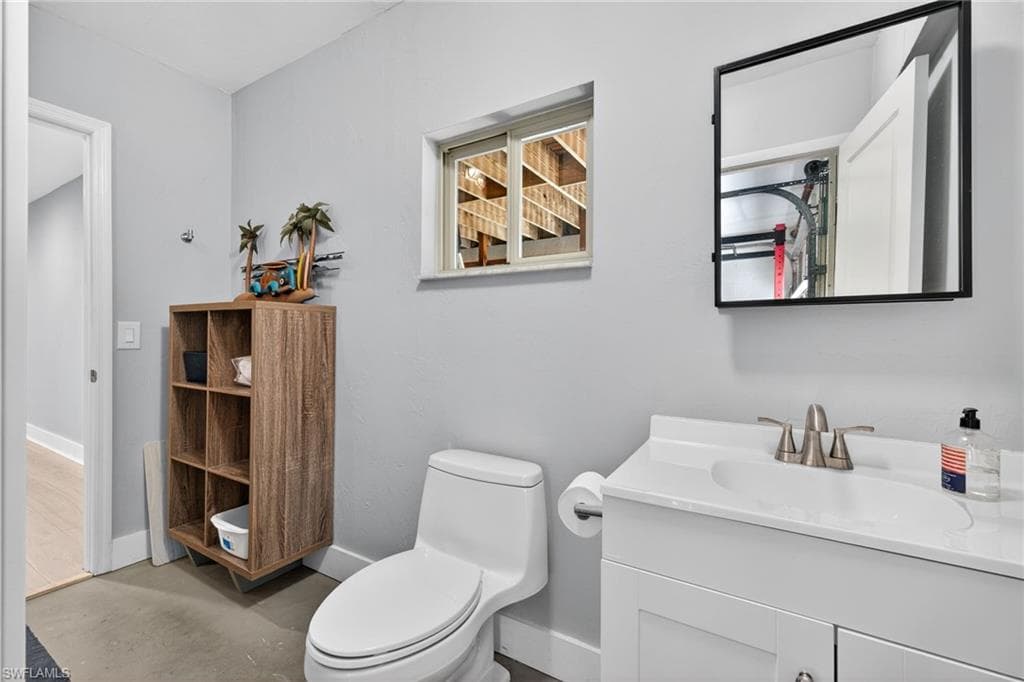 14041 River RD, FORT MYERS FL 33905-33