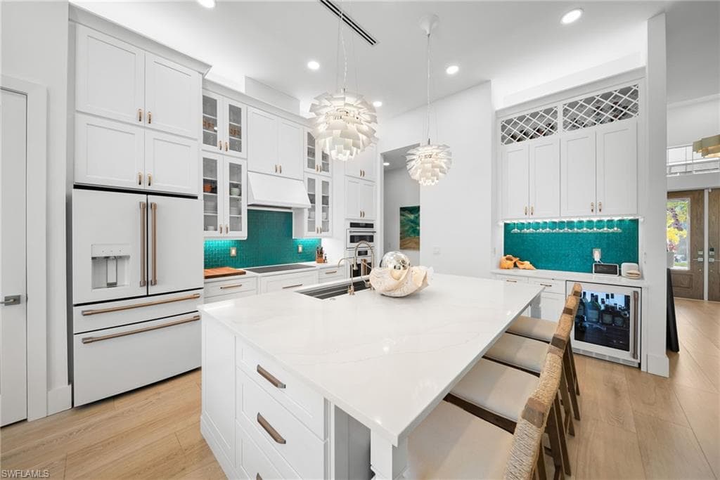 27000 Flamingo DR, BONITA SPRINGS FL 34135-12