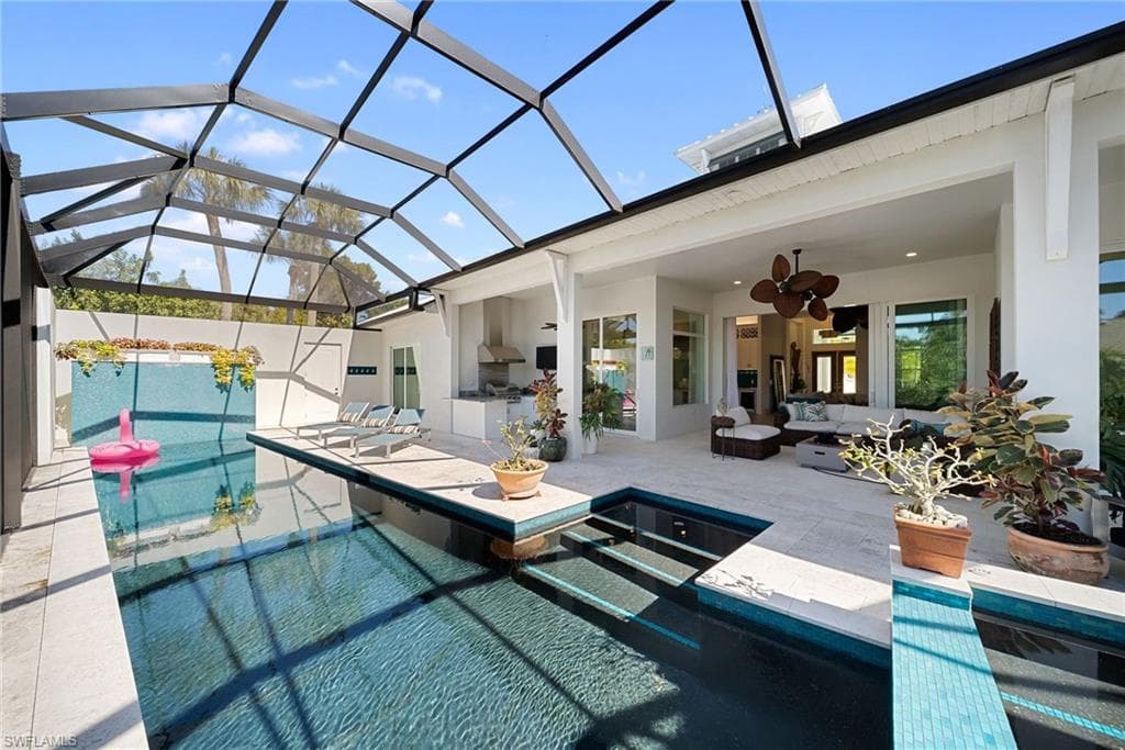 27000 Flamingo DR, BONITA SPRINGS FL 34135-25