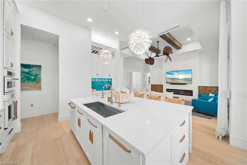 27000 Flamingo DR, BONITA SPRINGS FL 34135-13