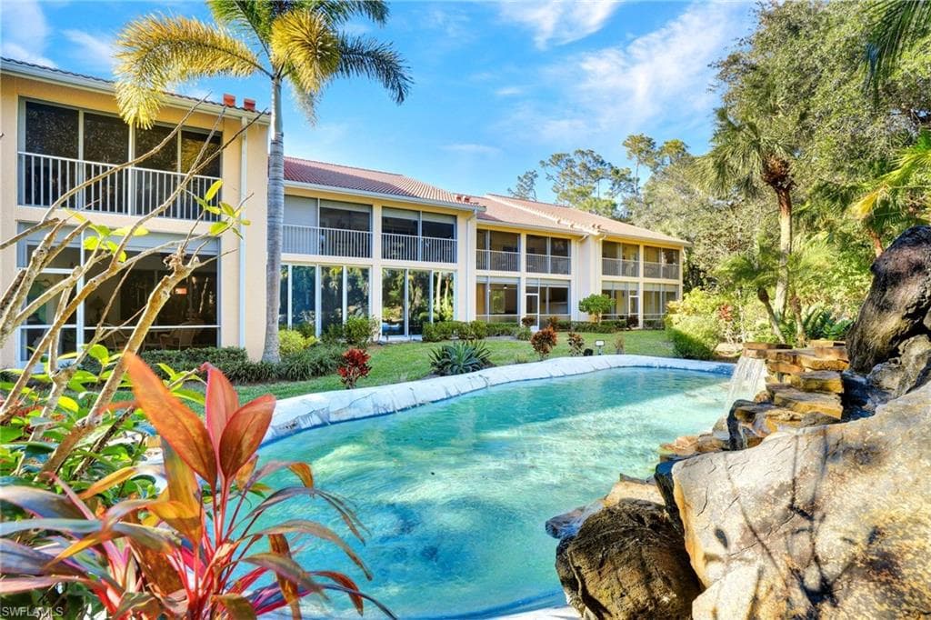 2355 Hidden Lake DR # 4203, NAPLES FL 34112-22