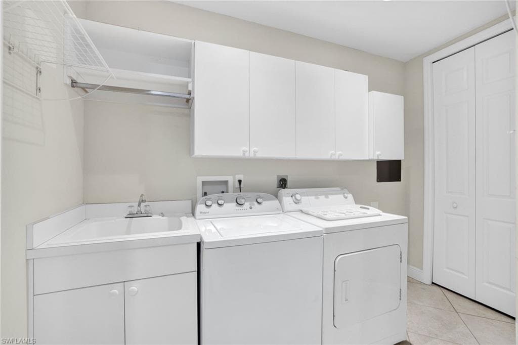 2355 Hidden Lake DR # 4203, NAPLES FL 34112-15