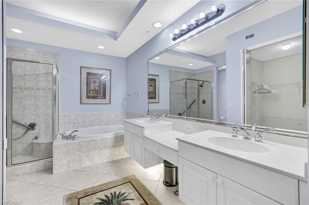 2355 Hidden Lake DR # 4203, NAPLES FL 34112-11