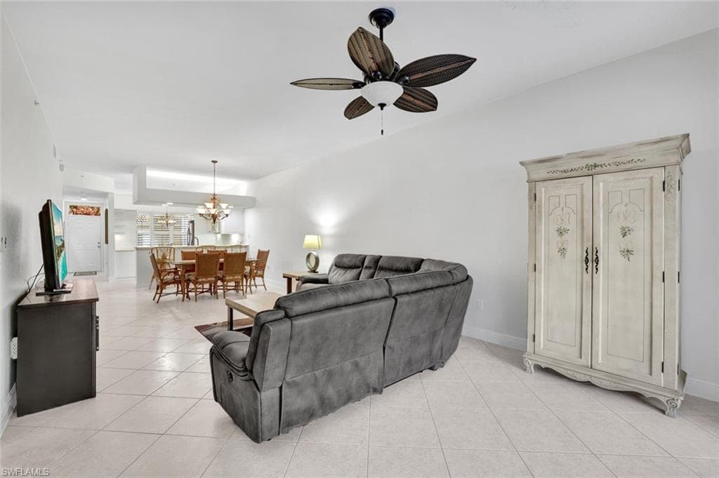 2355 Hidden Lake DR # 4203, NAPLES FL 34112-2