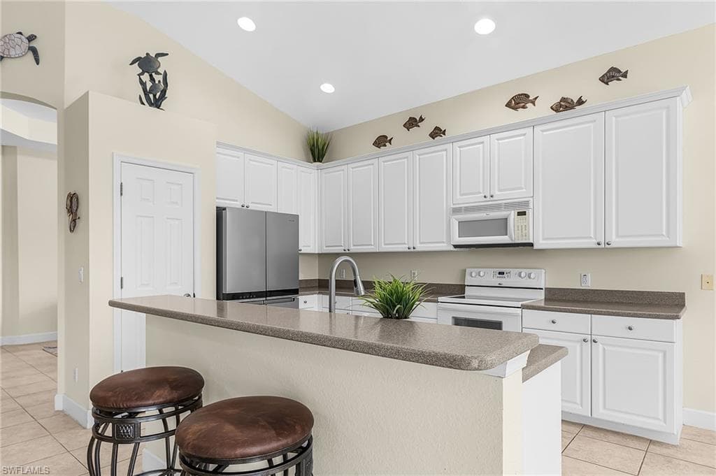 3811 Lakeview Isle CT-9
