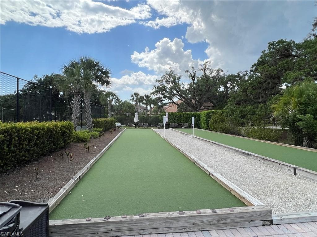 3811 Lakeview Isle CT-33