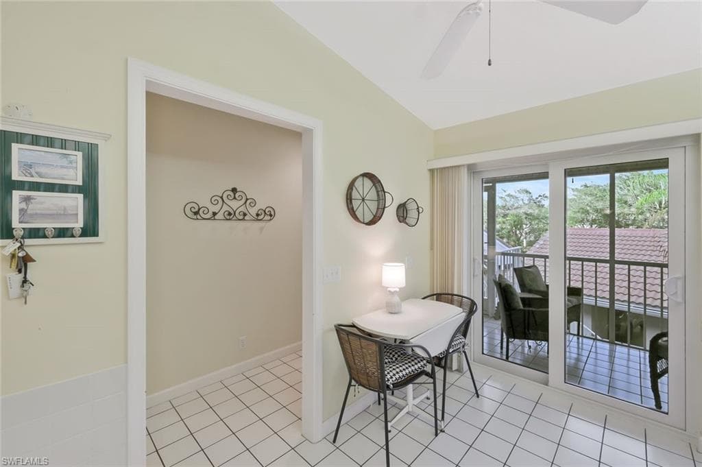 2305 Hidden Lake DR # 3704, NAPLES FL 34112-11