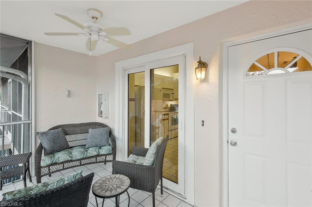 2305 Hidden Lake DR # 3704, NAPLES FL 34112-2