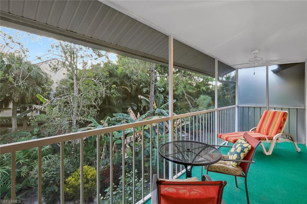 2305 Hidden Lake DR # 3704, NAPLES FL 34112-23