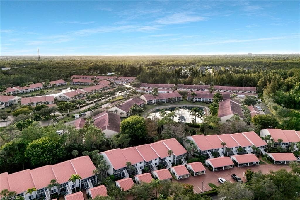 2305 Hidden Lake DR # 3704, NAPLES FL 34112-34