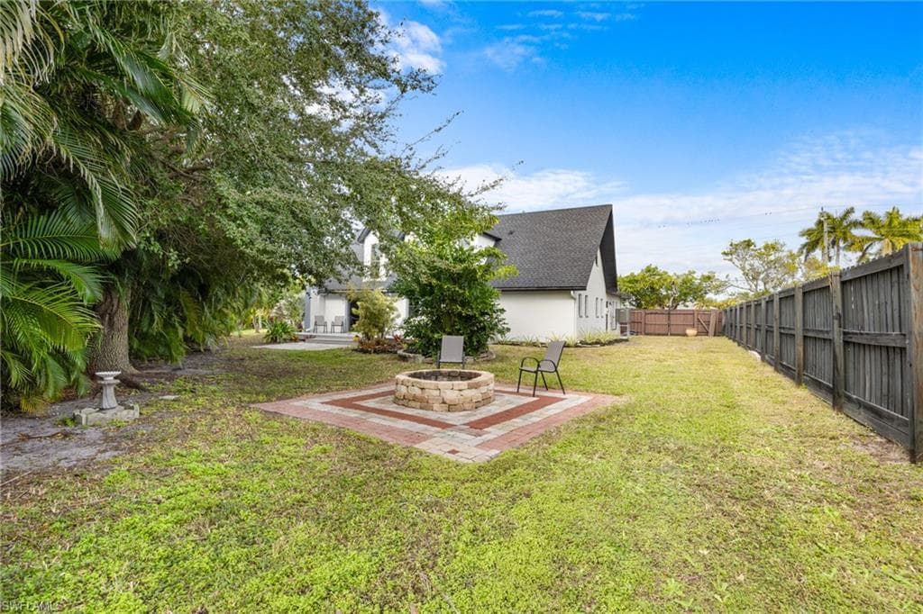 12991 Iona RD, FORT MYERS FL 33908-39