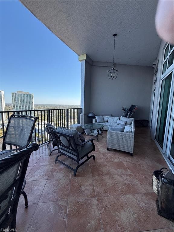 2797 First ST # 2105, FORT MYERS FL 33916-17