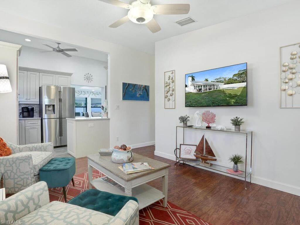 784 11th ST N, NAPLES FL 34102-5