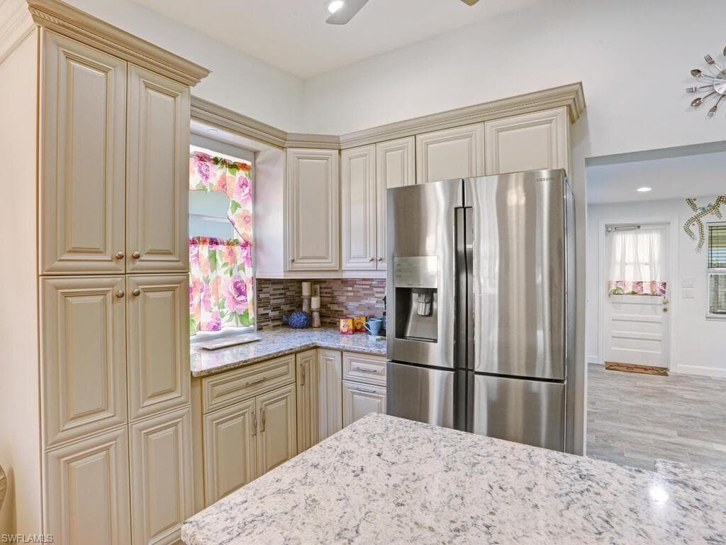 784 11th ST N, NAPLES FL 34102-10