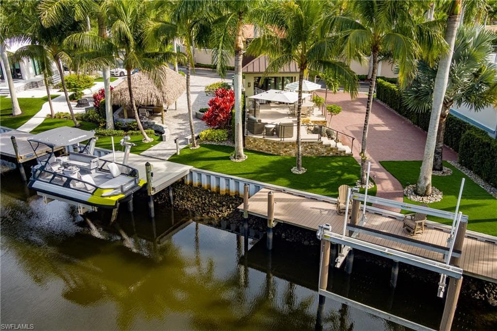 13323 Snook CIR, NAPLES FL 34114-1