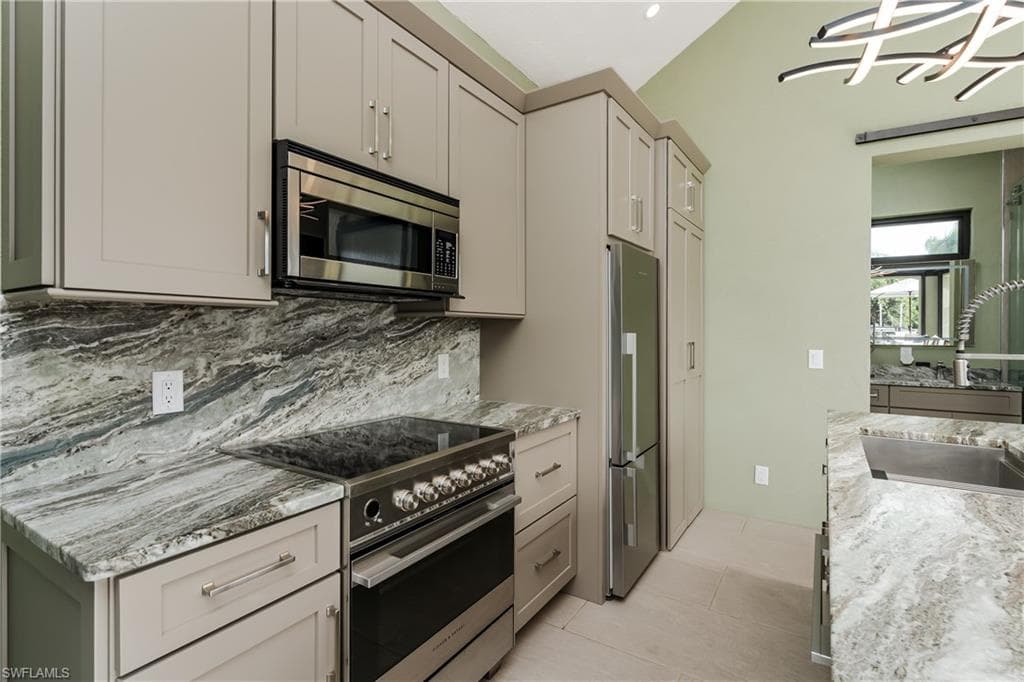 13323 Snook CIR, NAPLES FL 34114-25