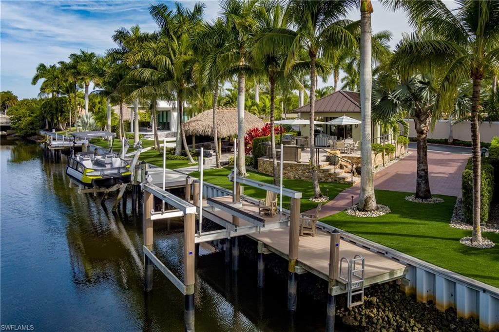 13323 Snook CIR, NAPLES FL 34114-2