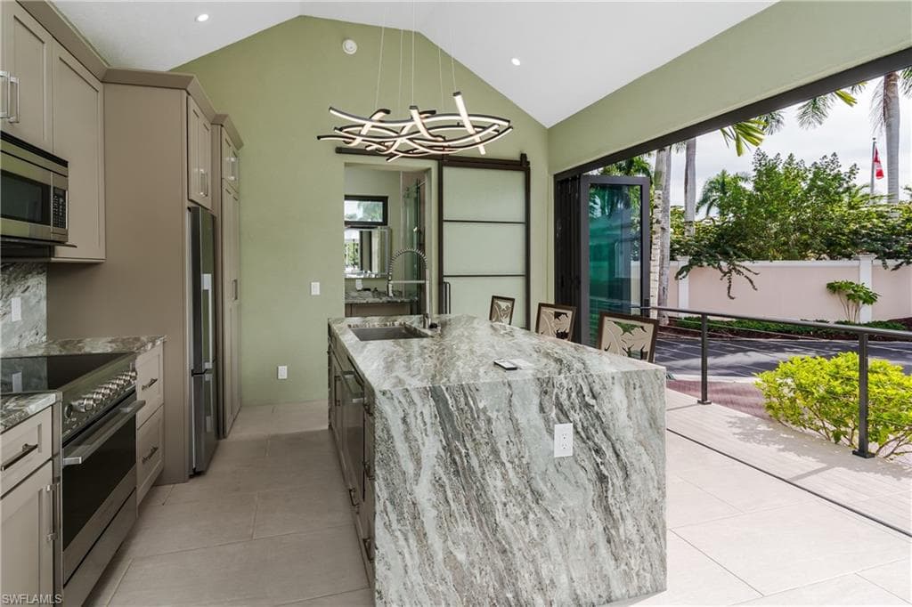 13323 Snook CIR, NAPLES FL 34114-23