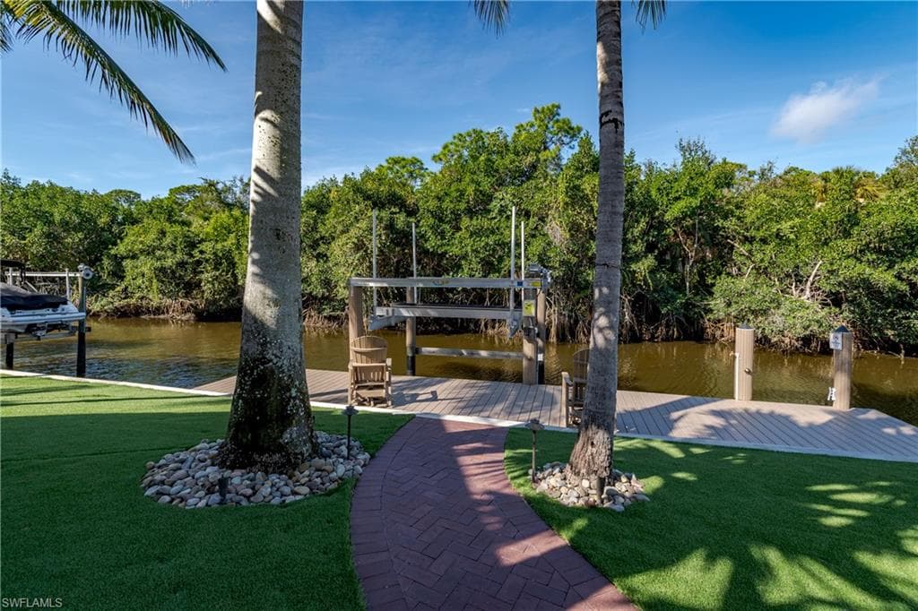 13323 Snook CIR, NAPLES FL 34114-3