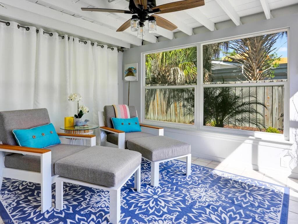 1014 Broad AVE N, NAPLES FL 34102-26