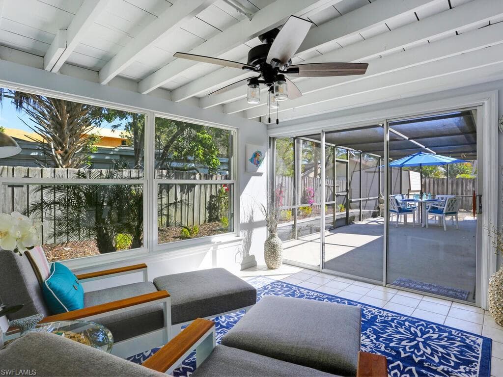 1014 Broad AVE N, NAPLES FL 34102-25