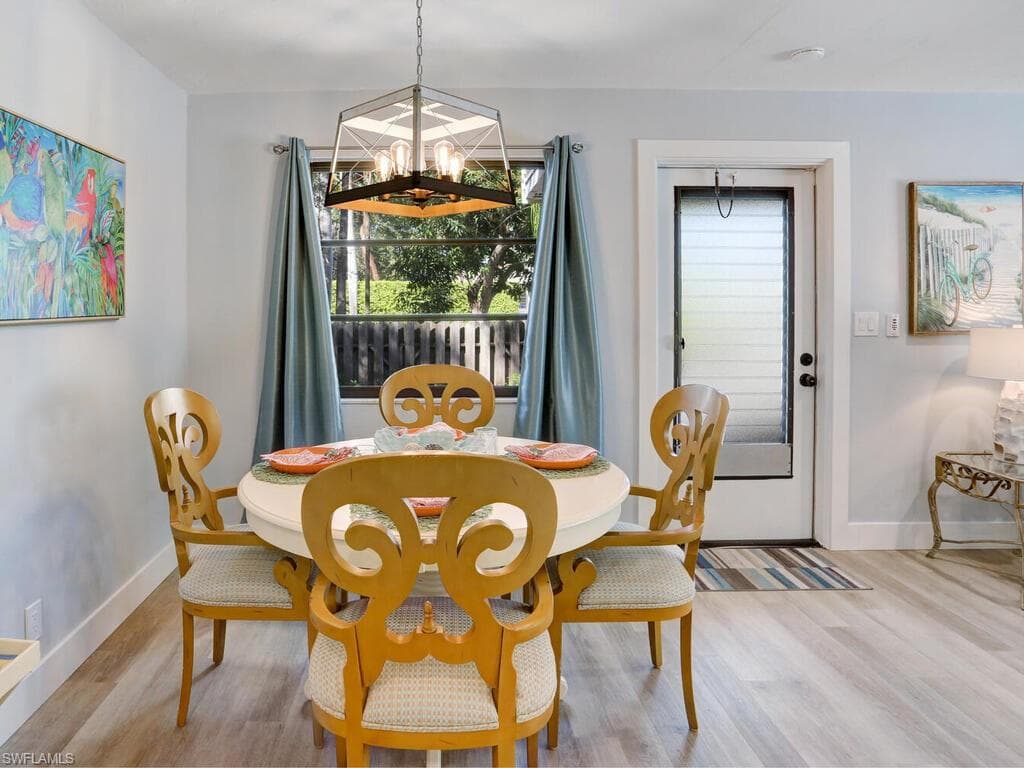1014 Broad AVE N, NAPLES FL 34102-13