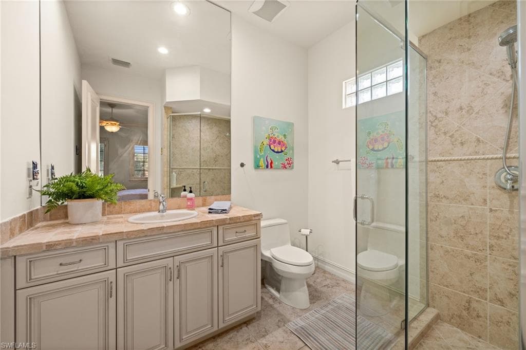 9085 Terranova DR-28